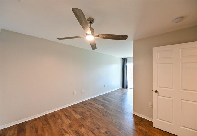 9730 - 9730 Lake Chase Island Way, Condo with 3 bedrooms, 2 bathrooms and null parking in TAMPA FL | Image 25