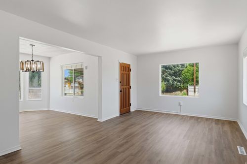 700 E 5900 S, Murray, UT, 84107-7645 | Card Image