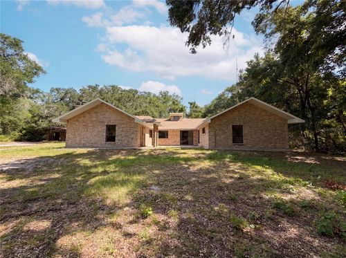 3739 Lake Griffin Rd, LADY LAKE, FL, 32159-3434 | Card Image