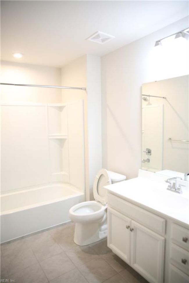 233 Kenny Ln, House attached with 3 bedrooms, 3 bathrooms and null parking in Smithfield VA | Image 17