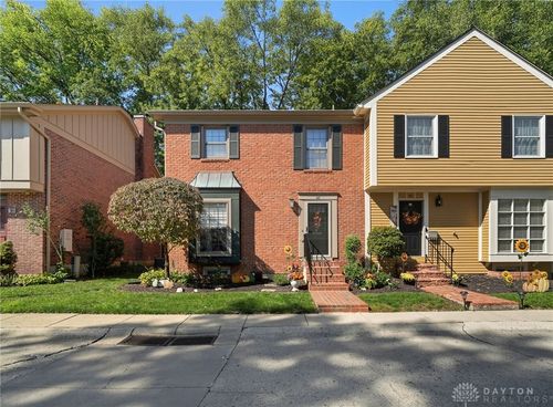 40 Nicholson Ct, Washingtn Twp, OH, 45459-1823 | Card Image