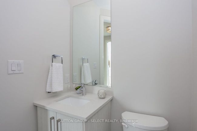 2 - 499 Sophia Cres, Condo with 3 bedrooms, 4 bathrooms and 1 parking in London ON | Image 12