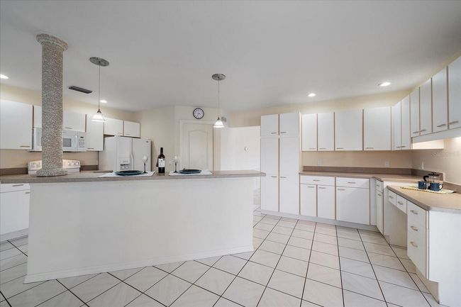 5891 Madison Rd, House other with 3 bedrooms, 3 bathrooms and null parking in VENICE FL | Image 14