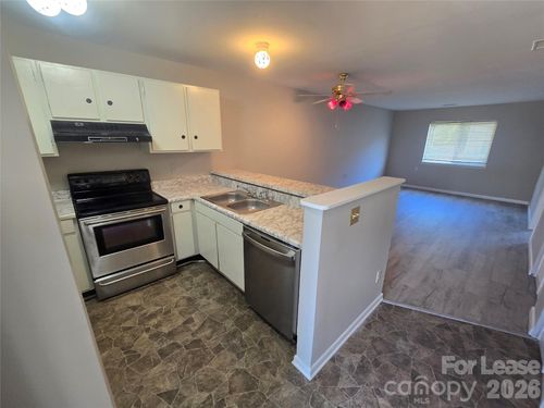 h203-1652 Eagles Pl, Rock Hill, SC, 29732-2666 | Card Image