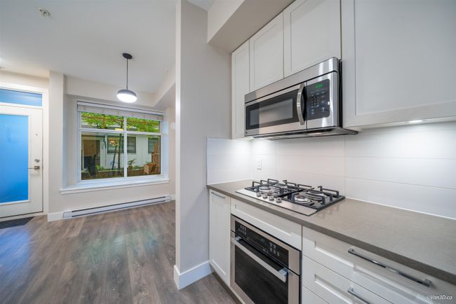 12 - 5132 Canada Way, Townhouse with 1 bedrooms, 1 bathrooms and 1 parking in Burnaby BC | Image 8