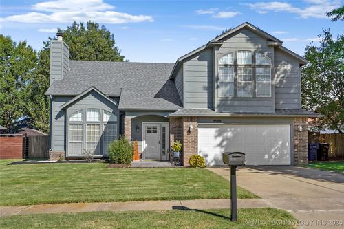 2508 W Kent St, Broken Arrow, OK, 74012-7466 | Card Image