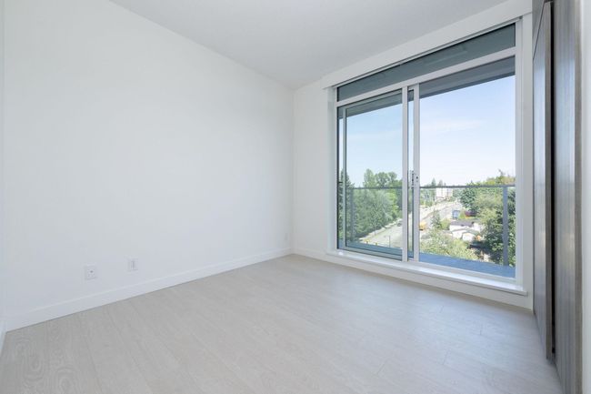1104 - 13778 100 Ave, Condo with 2 bedrooms, 2 bathrooms and 1 parking in Surrey BC | Image 9