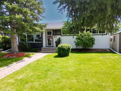 379 Westwood Drive Sw, Calgary, AB, T3C2W5 | Card Image