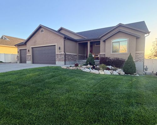 2117 N 220 W, Tooele, UT, 84074-3729 | Card Image