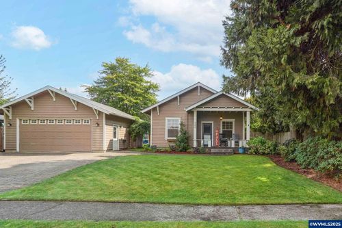 240 N Noble Ave, Stayton, OR, 97383-1574 | Card Image