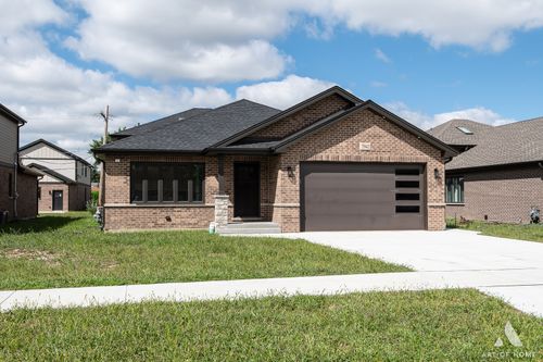 7942 W 74th St, Bridgeview, IL, 60455-1037 | Card Image