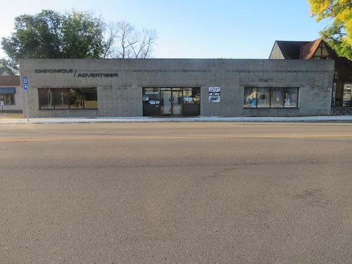 716 10th St E, Glencoe, MN, 55336-2212 | Card Image