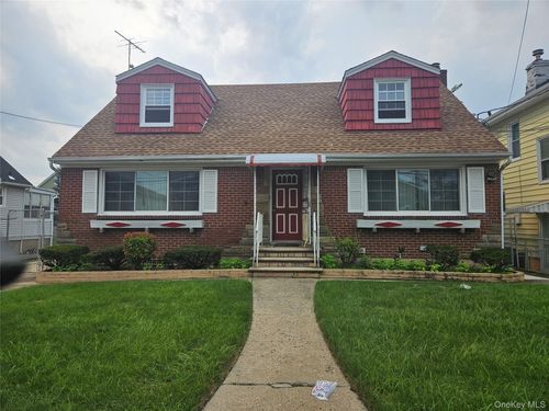 14424 223rd St, Laurelton, NY, 11413-3438 | Card Image