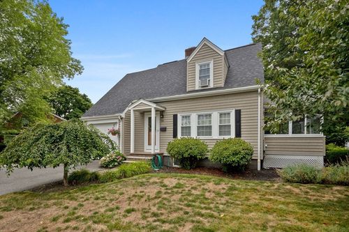 18 Beaver St, Waltham, MA, 02453-7004 | Card Image