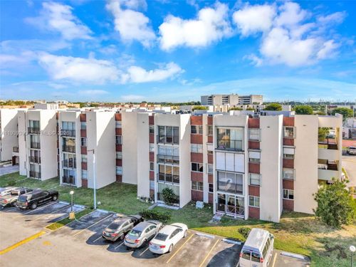 apt-309-9441 Sw 4th St, Miami, FL, 33174-2034 | Card Image