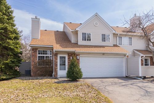 1193 Bay Cv, White Bear Lake, MN, 55110-6757 | Card Image