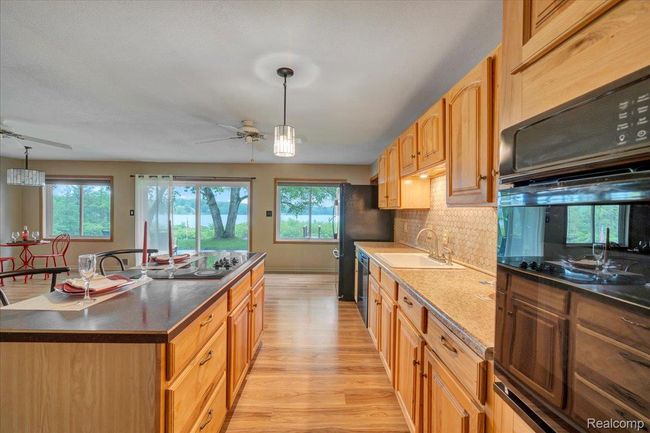 06-2898 E Lake Dr-67.jpg | Image 6