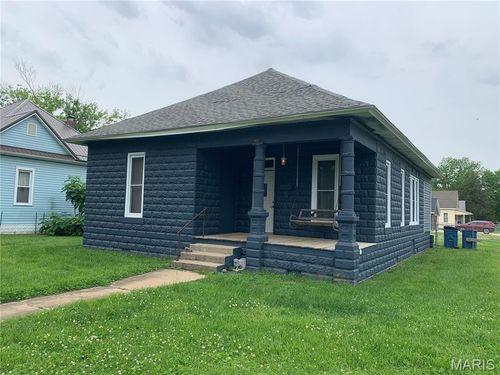 201 S 3rd St, Chaffee, MO, 63740-1410 | Card Image