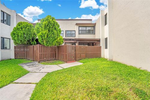 103-10296 Nw 9th St Cir, Miami, FL, 33172 | Card Image