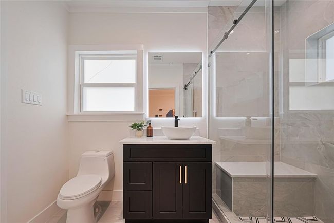 Photos shown are of a staged model home and are for illustrative purposes only. Actual features, finishes, and layout may vary depending on the selected upgrade packages. The builder reserves the right to make changes, substitutions, or modifications without prior notice. | Image 25