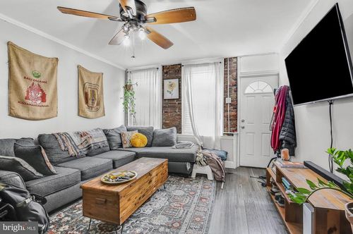 2567 Kern St, PHILADELPHIA, PA, 19125-1711 | Card Image