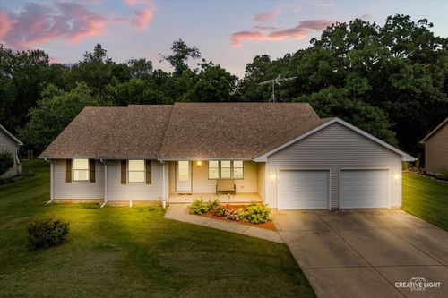 2019 Pauline Pl, Plano, IL, 60545-3001 | Card Image