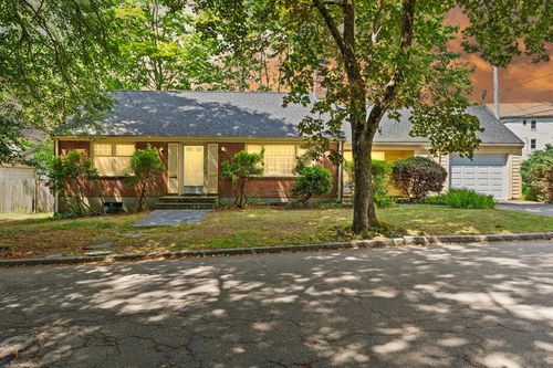 64 Augusta Ave, Brockton, MA, 02301-3370 | Card Image