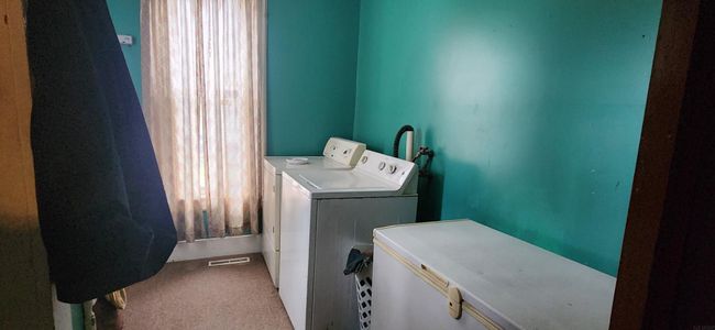108 E Elm St, House other with 3 bedrooms, 1 bathrooms and null parking in Strawberry Point IA | Image 7