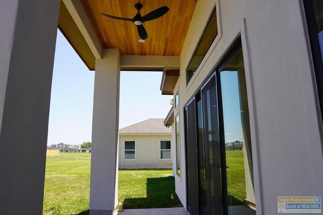 3718 White Rock Cir, House other with 4 bedrooms, 4 bathrooms and 2 parking in Harlingen TX | Image 4