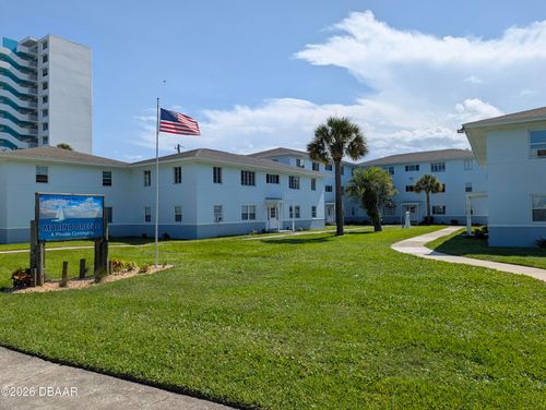 c1-500 S Beach St, DAYTONA BEACH, FL, 32114-5022 | Card Image