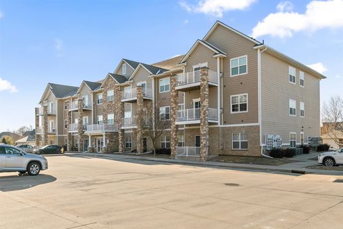 2302-8350 Ep True Parkway, West Des Moines, IA, 50266 | Card Image