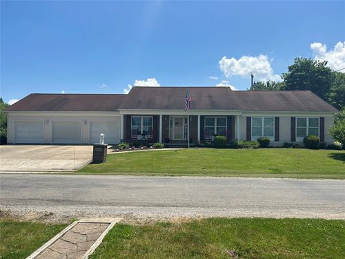 10665 Center Ave, Conneaut Lake, PA, 16316-2811 | Card Image