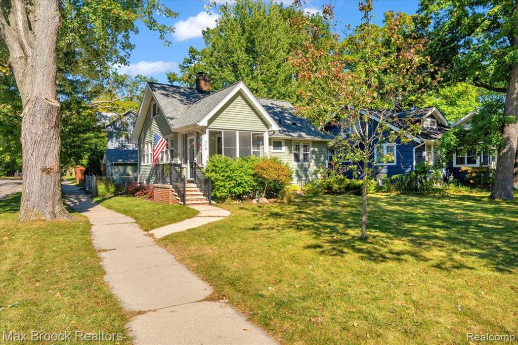 Park Ave, Royal Oak, MI 48067
