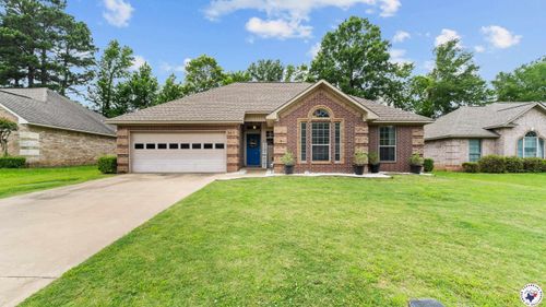 513 E Greenfield Dr, Wake Village, TX, 75501-5866 | Card Image