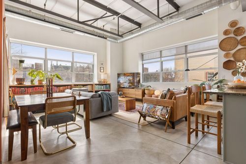 apt-320-111 E Franklin Ave, Minneapolis, MN, 55404-2578 | Card Image