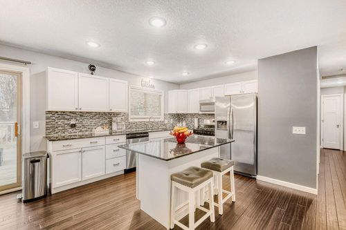 17073 Gage Ave, Farmington, MN, 55024-9225 | Card Image