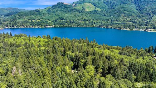 471 Summerland Rd, Bellingham, WA, 98229-8501 | Card Image