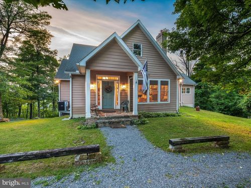 2684 Quaint Acres Lane, BERKELEY SPRINGS, WV, 25411 | Card Image