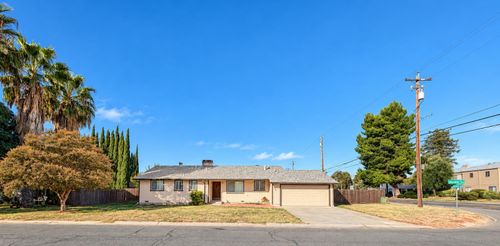 1019 Meadow Ave, Yuba City, CA, 95991-6560 | Card Image