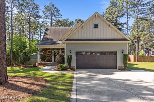 601 Wildwood Rd, Aberdeen, NC, 28315-2131 | Card Image
