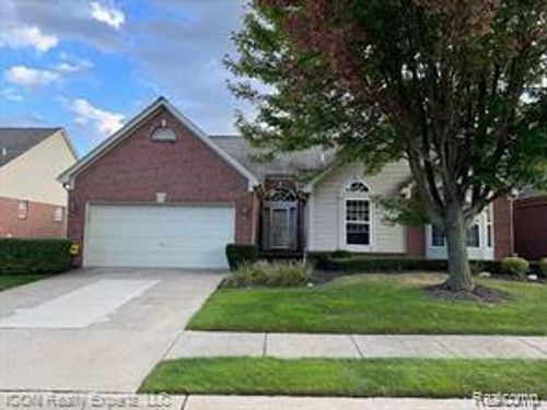 4162 Gardenia Dr, Sterling Heights, MI, 48314-1233 | Card Image