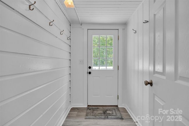 Mudroom | Image 32