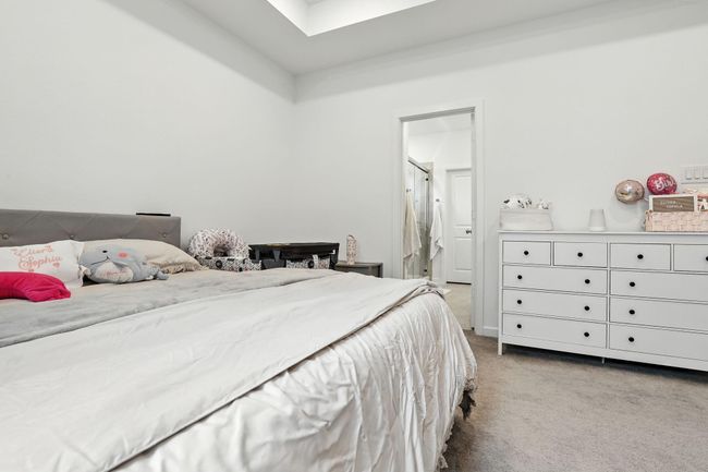 Primary Bedroom | Image 21
