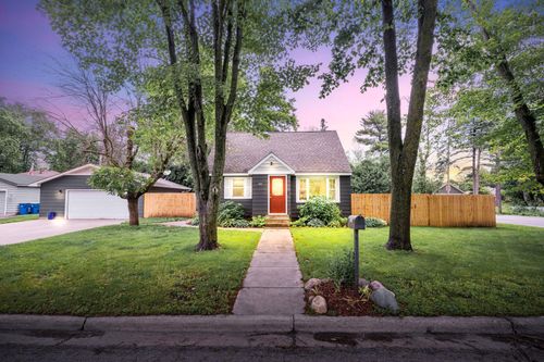 543 S Shore Dr, Forest Lake, MN, 55025-1615 | Card Image