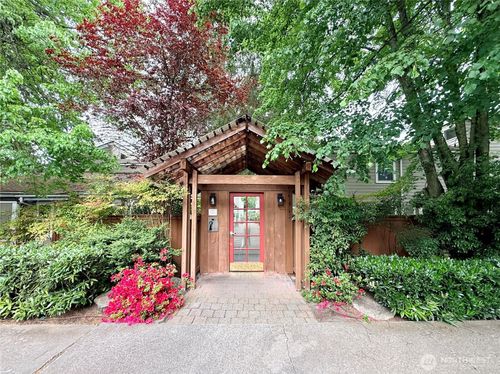 12-7901 196th St Sw, Edmonds, WA, 98026-6535 | Card Image