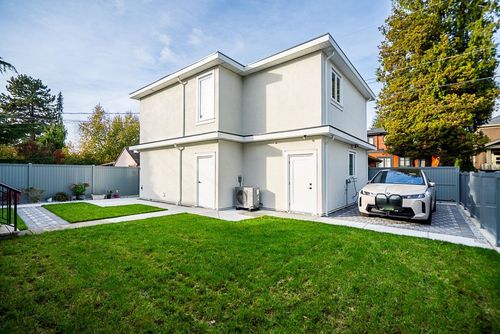 4XXX W 28 Avenue, Vancouver, BC, V6S1S7 | Card Image