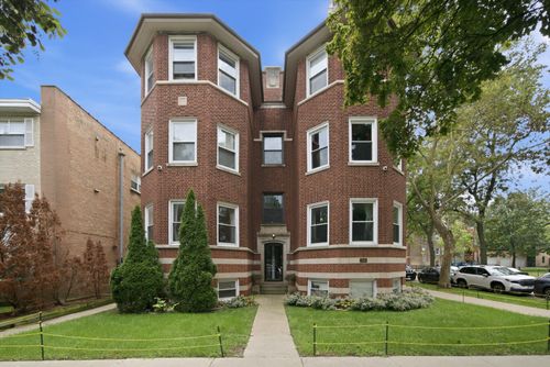 1-1647 W Sherwin Ave, Chicago, IL, 60626-1932 | Card Image