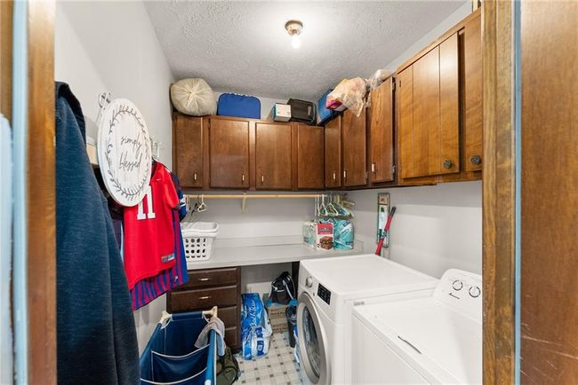 4076 Shady Cir Nw, House other with 4 bedrooms, 3 bathrooms and null parking in Lilburn GA | Image 40