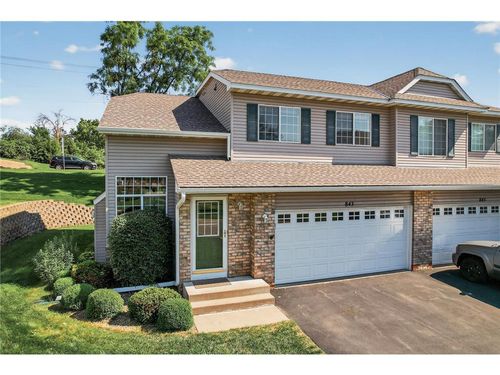 843 Summer Pines Cir, Hudson, WI, 54016-1979 | Card Image