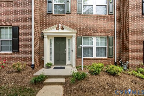 2423 Abington Dr, Charlottesville, VA, 22911-5613 | Card Image